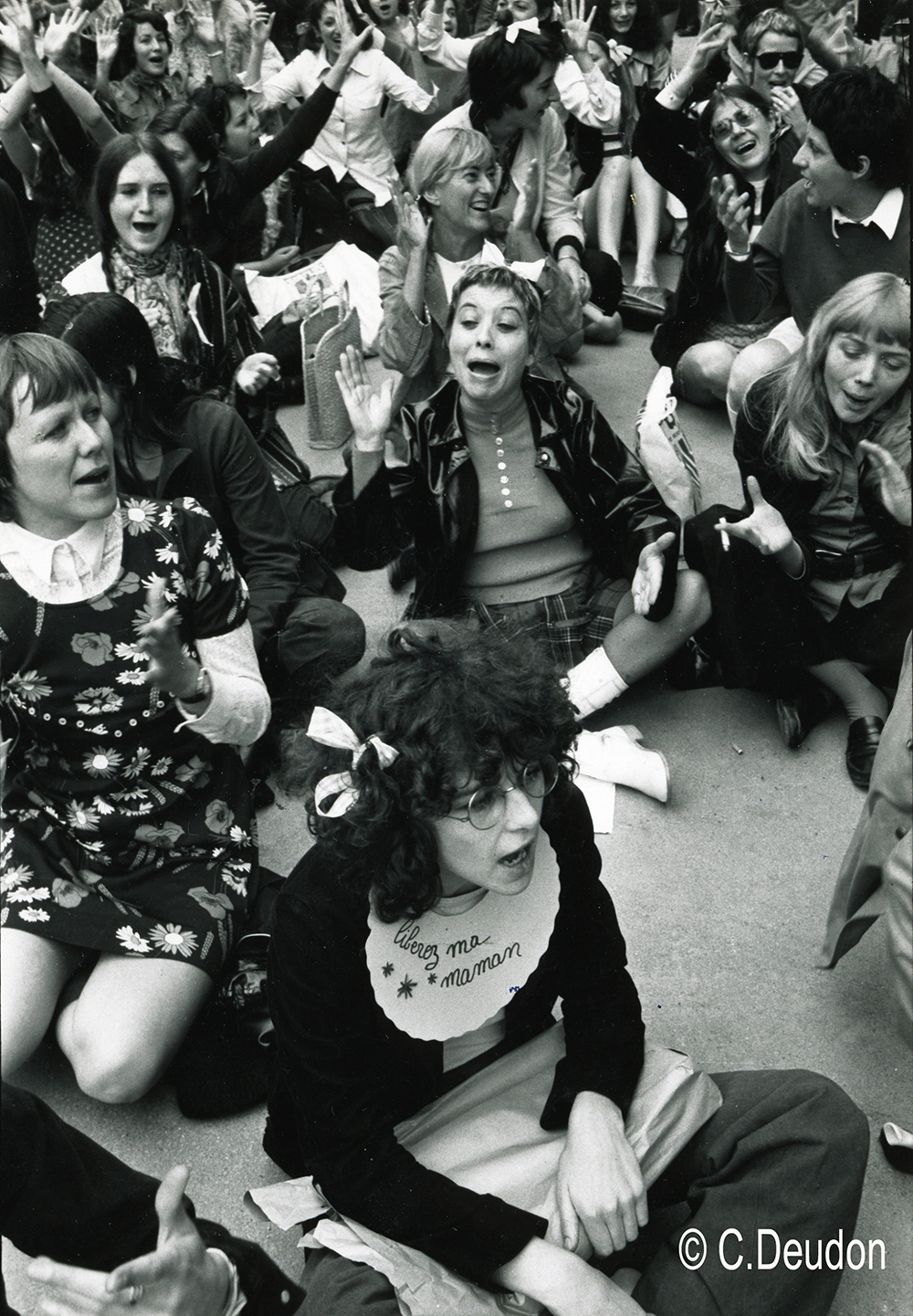 Manifestation du Mouvement de libération des femmes (MLF) pour la fête des Mères, 28 mai 1972 © Catherine Deudon